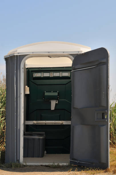Best Wedding porta potty rental  in Forestville, OH
